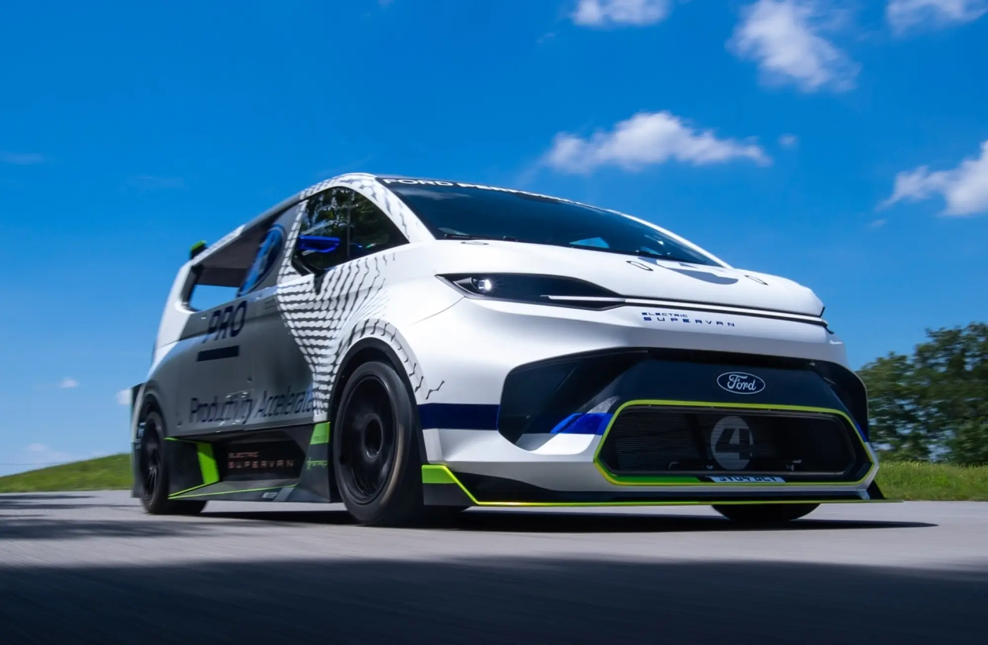 Ford Pro Electric SuperVan - Foto - 49