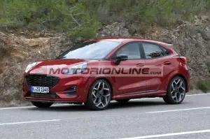Ford Puma ST - Foto spia 20-2020