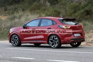 Ford Puma ST - Foto spia 20-2020