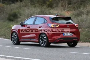 Ford Puma ST - Foto spia 20-2020