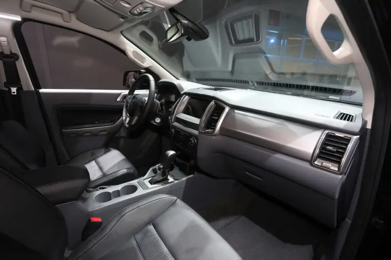 Ford Ranger Black Edition - Salone di Francoforte 2017 - 3
