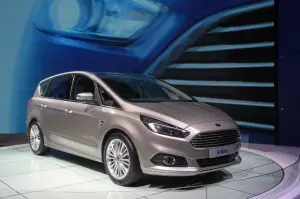 Ford S-Max - Salone di Parigi 2014