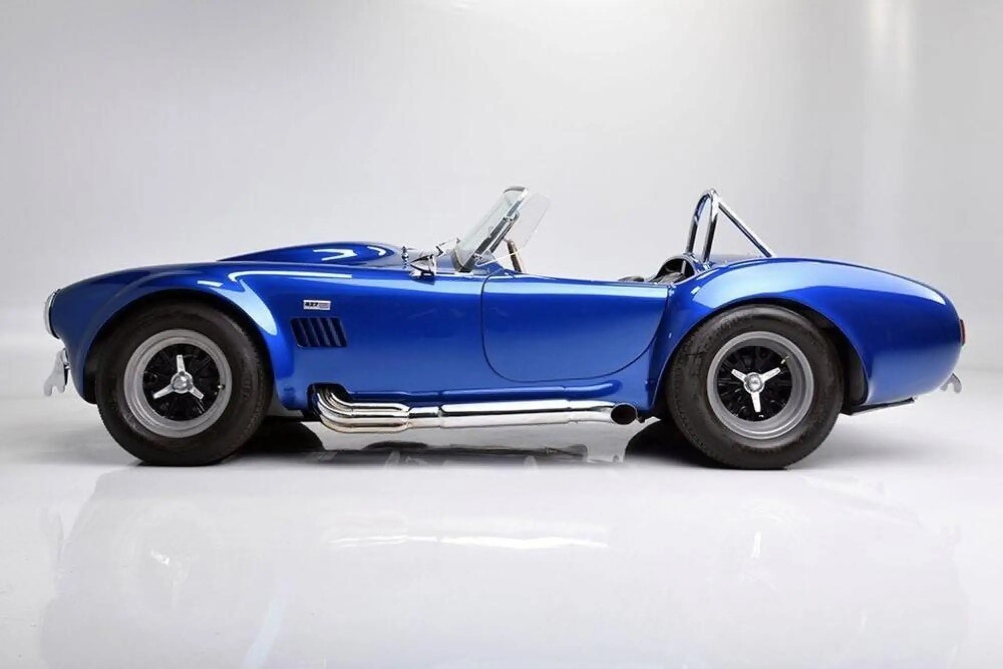 Ford Shelby Cobra - 5