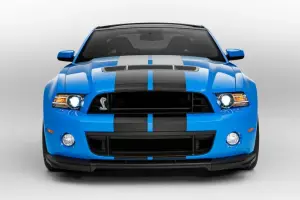 Ford Shelby GT500 - 7