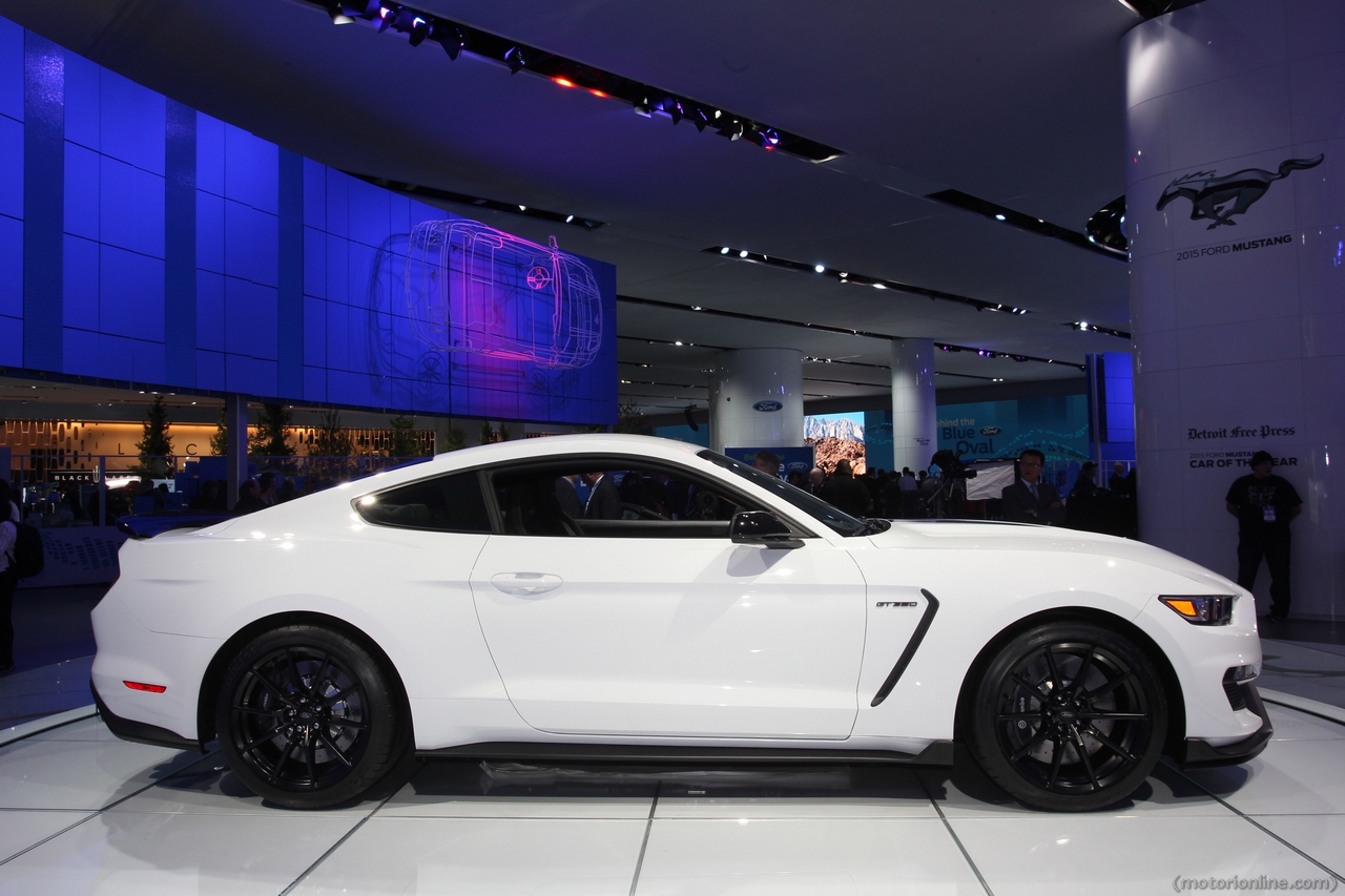 Ford Shelby Mustang GT 350R - Salone di Detroit 2015