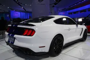 Ford Shelby Mustang GT 350R - Salone di Detroit 2015