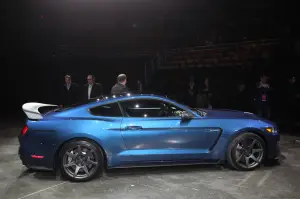 Ford Shelby Mustang GT 350R - Salone di Detroit 2015 - 12