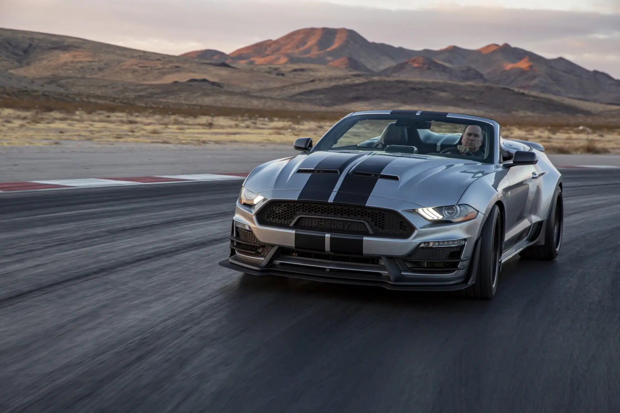 Ford Shelby Super Snake Speedster - 22