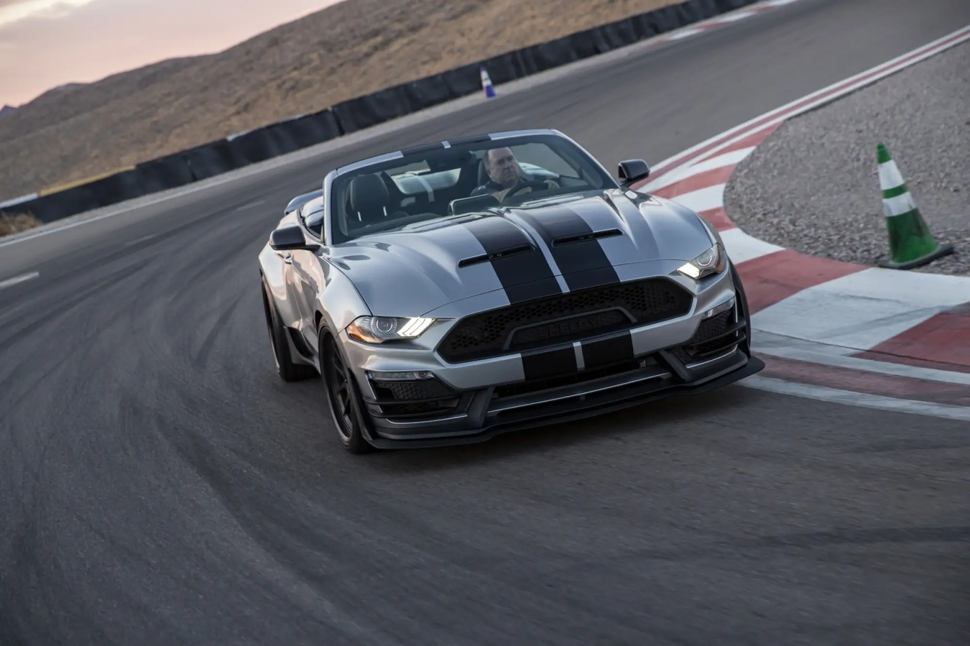 Ford Shelby Super Snake Speedster - 35