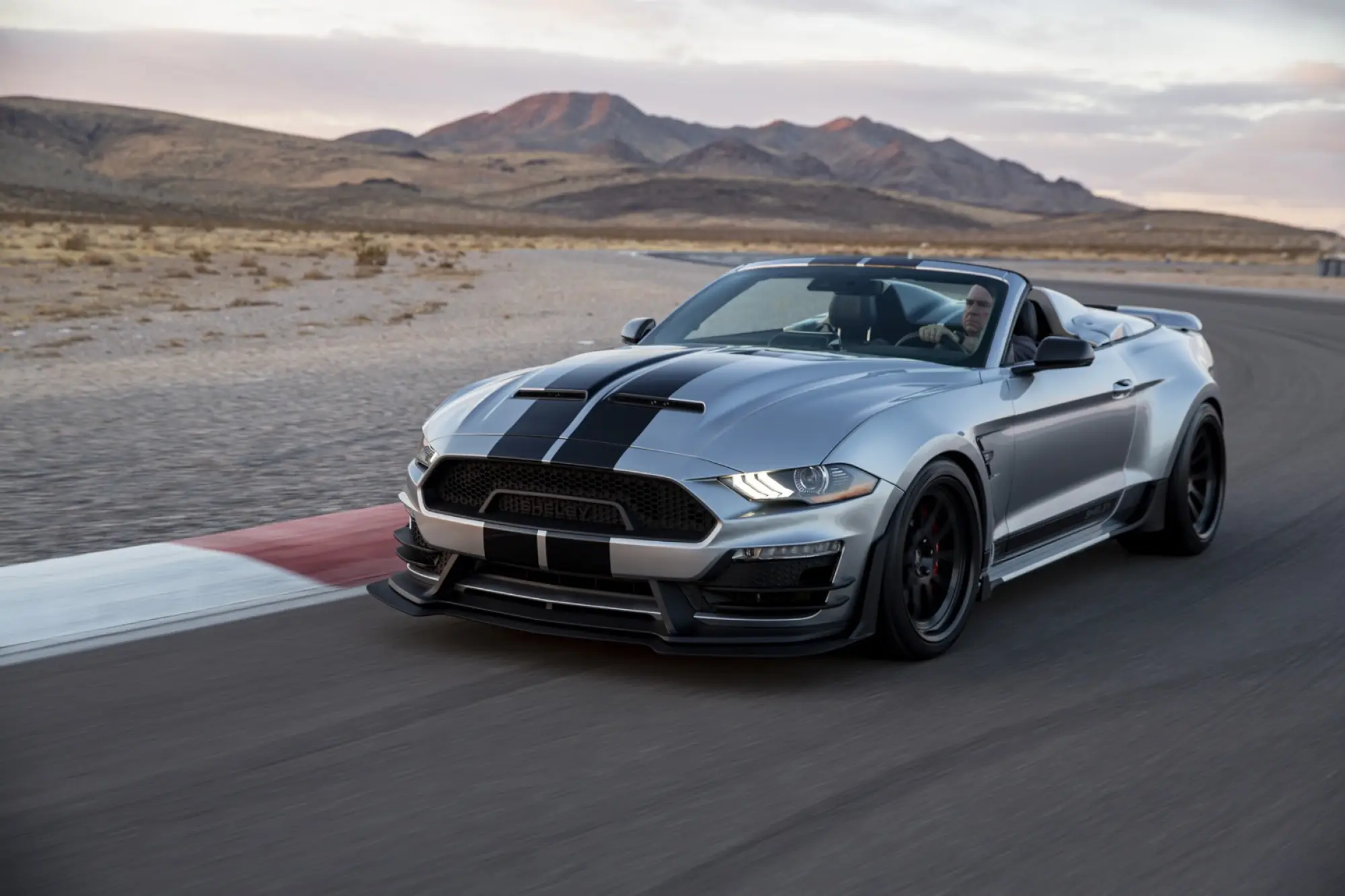 Ford Shelby Super Snake Speedster - 26