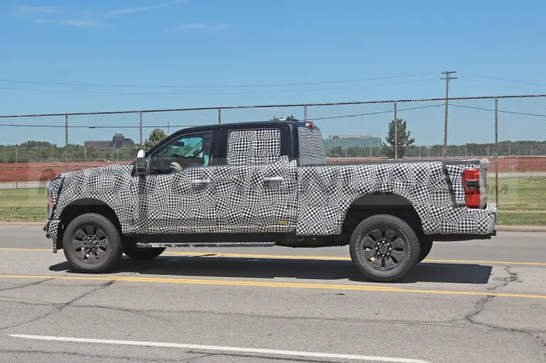 Ford Super Duty 2023 - Foto Spia 24-06-2022 - 14