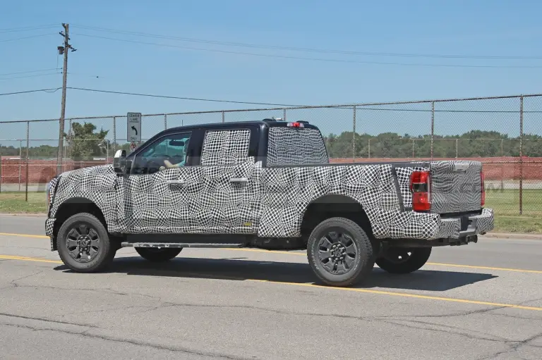 Ford Super Duty 2023 - Foto Spia 24-06-2022 - 4
