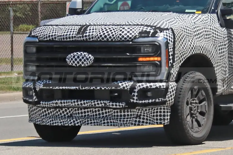 Ford Super Duty 2023 - Foto Spia 24-06-2022 - 13