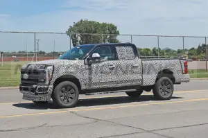 Ford Super Duty 2023 - Foto Spia 24-06-2022
