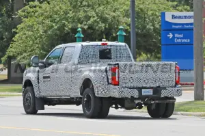Ford Super Duty King Ranch 2023 - Foto Spia 14-07-2022 - 5