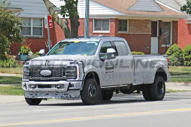 Ford Super Duty King Ranch 2023 - Foto Spia 14-07-2022 - 7