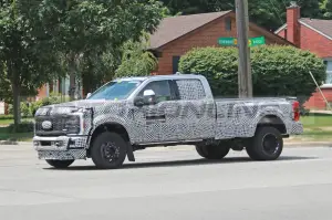 Ford Super Duty King Ranch 2023 - Foto Spia 14-07-2022 - 13
