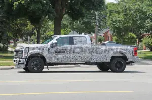 Ford Super Duty King Ranch 2023 - Foto Spia 14-07-2022 - 1
