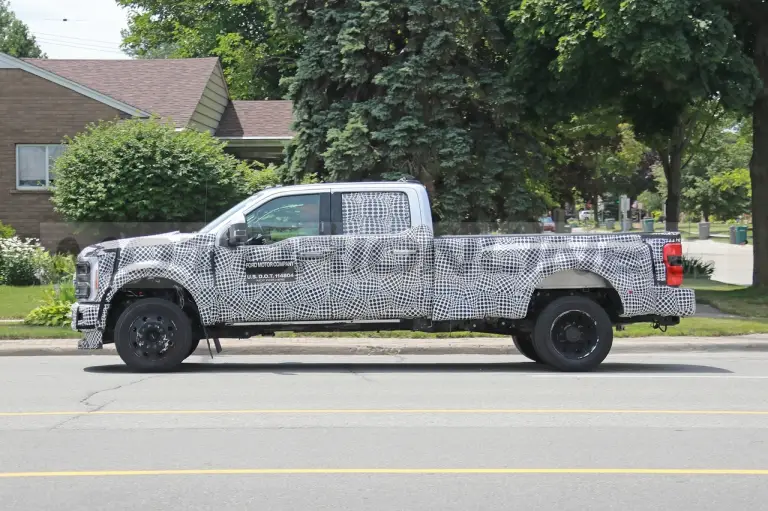 Ford Super Duty King Ranch 2023 - Foto Spia 14-07-2022 - 9