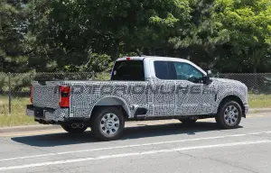 Ford Super Duty XLT 2023 - Foto spia 07-07-2022