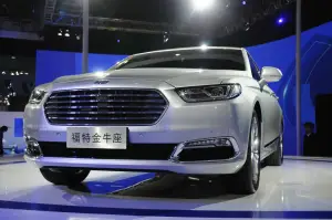 Ford Taurus 2016 - Salone di Shanghai 2015