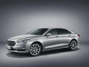 Ford Taurus 2016 - 1