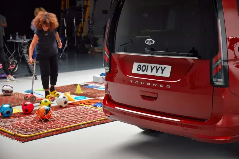 Ford Tourneo Connect 2022 - Foto ufficiali - 6