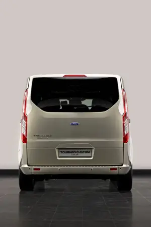 Ford Tourneo Custom Concept