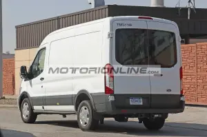 Ford Transit 2019 - Foto spia 30-4-2018