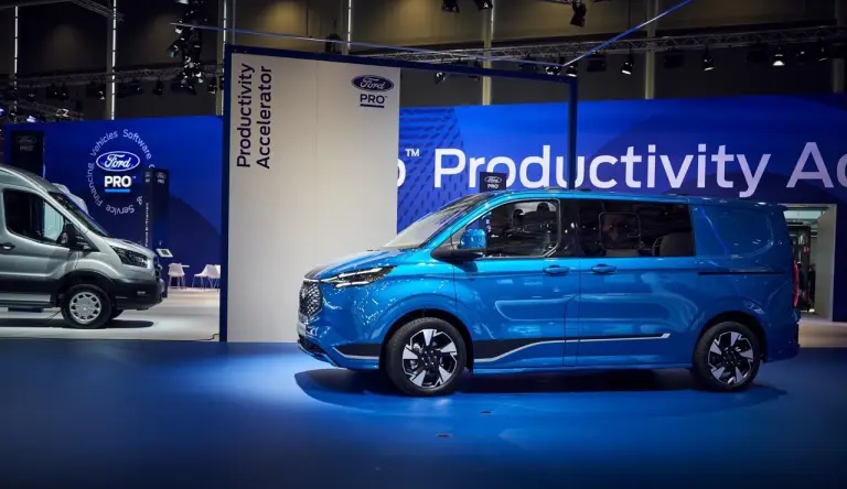 Ford Transit Custom 2023 - Foto ufficiali - 6