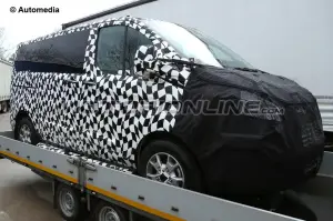 Ford Transit Facelift - foto spia 14-05-2015