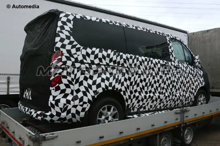 Ford Transit Facelift - foto spia 14-05-2015 - 4