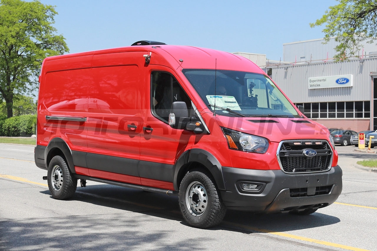 Ford Transit Trail USA - Foto spia 27-05-2022