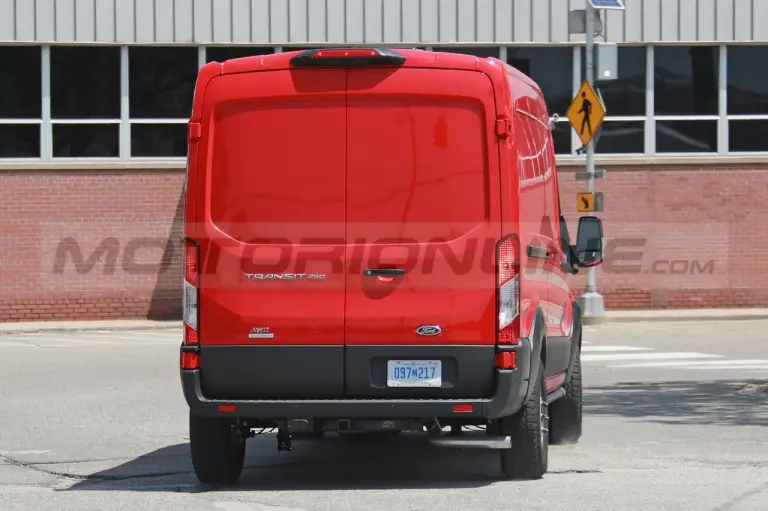 Ford Transit Trail USA - Foto spia 27-05-2022 - 7