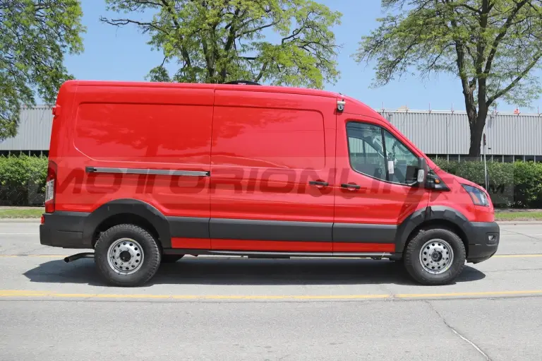 Ford Transit Trail USA - Foto spia 27-05-2022 - 12