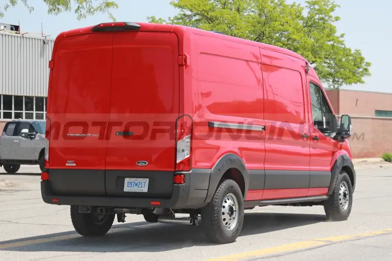 Ford Transit Trail USA - Foto spia 27-05-2022 - 9