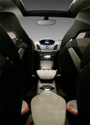 Ford Vertrek - 2