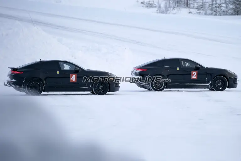Foto Porsche Mission E foto spia 2 febbraio 2017 - 6