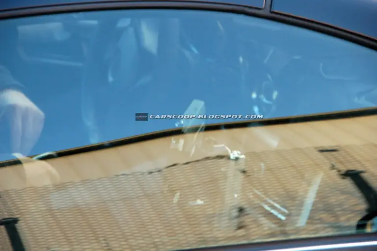 Foto spia della Mercedes SLK Roadster - 1