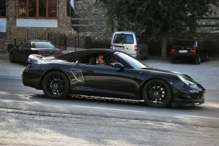 Foto spia della Porsche 911 Cabriolet - 2