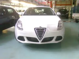 Foto spia dell'Alfa Romeo Milano