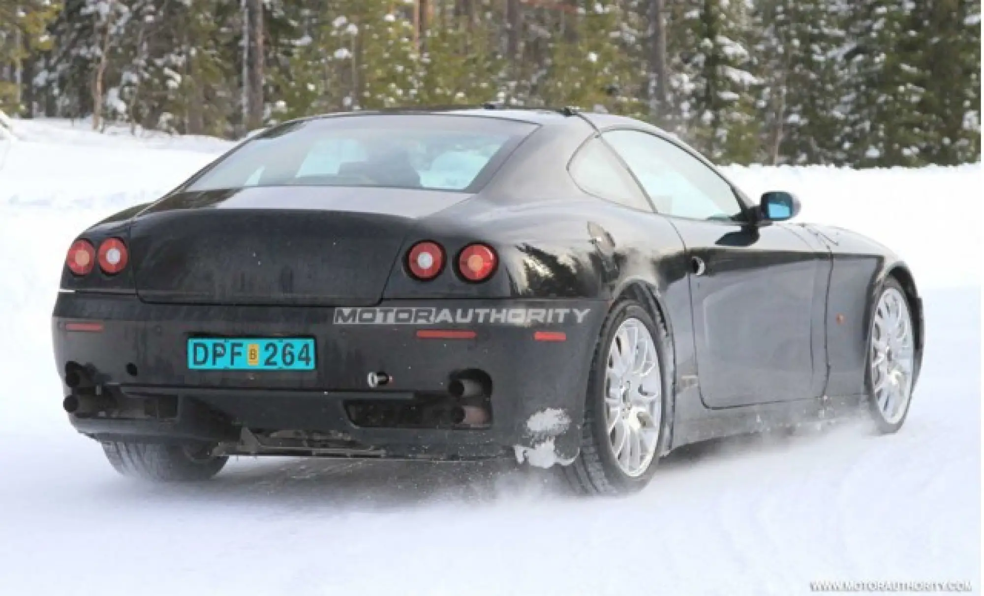 Foto spia erede Ferrari 612 Scaglietti - 18 marzo 2010 - 13