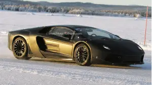 Foto spia erede Lamborghini Murcielago