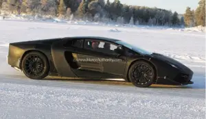 Foto spia erede Lamborghini Murcielago