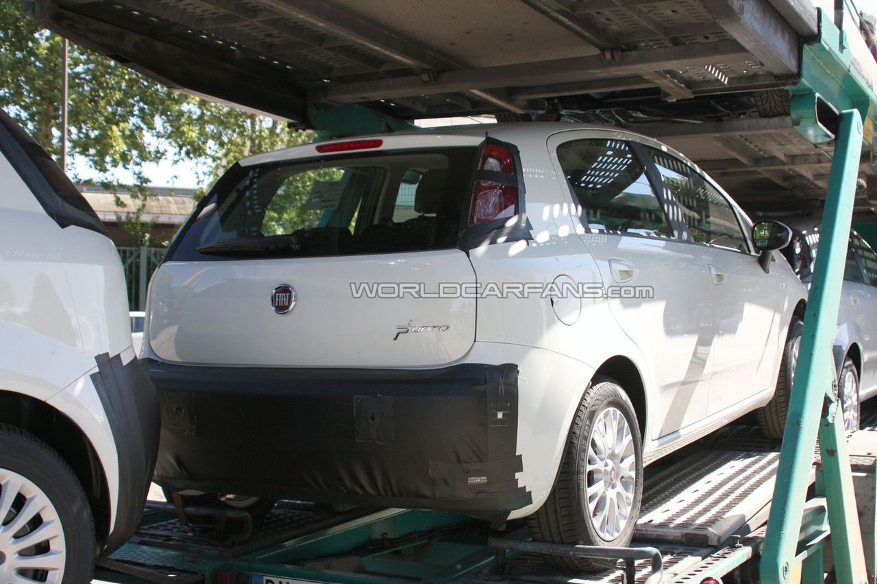 Foto spia Fiat Grande Punto facelift