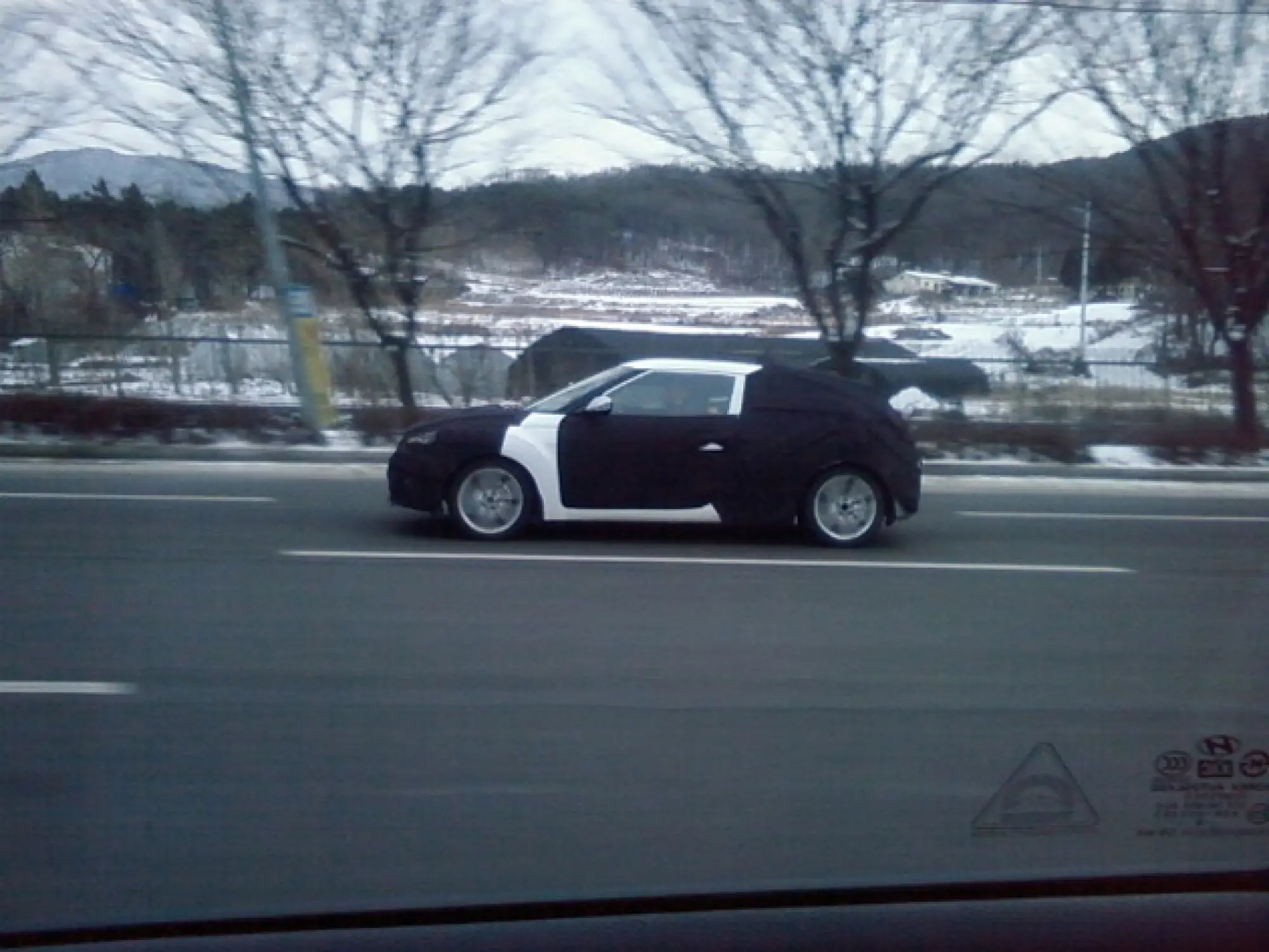Foto spia Hyundai Veloster - 3