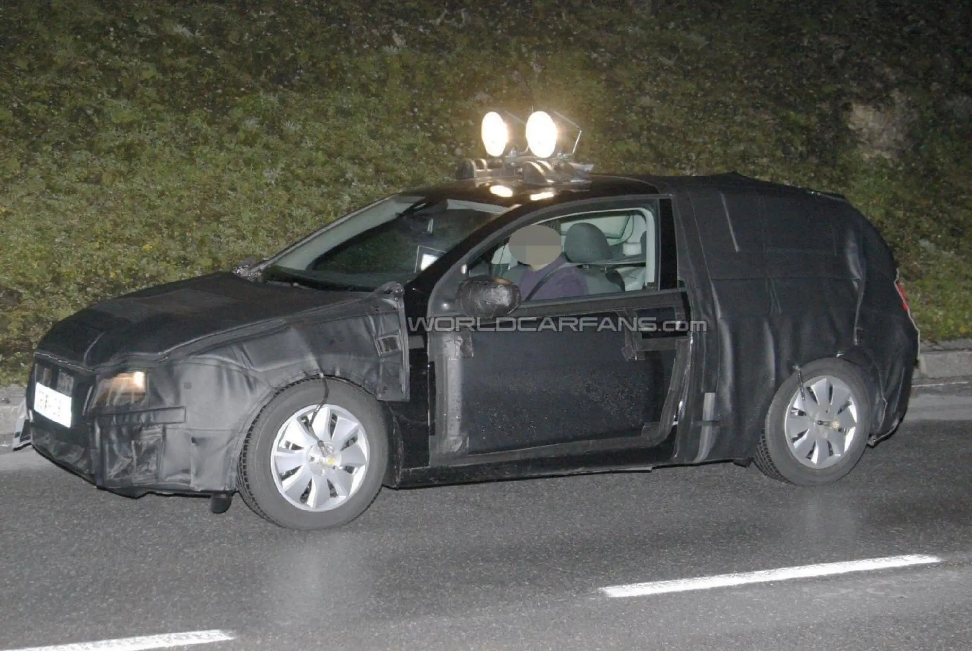 Foto spia Seat Leon e Seat Ibiza restyling - 15