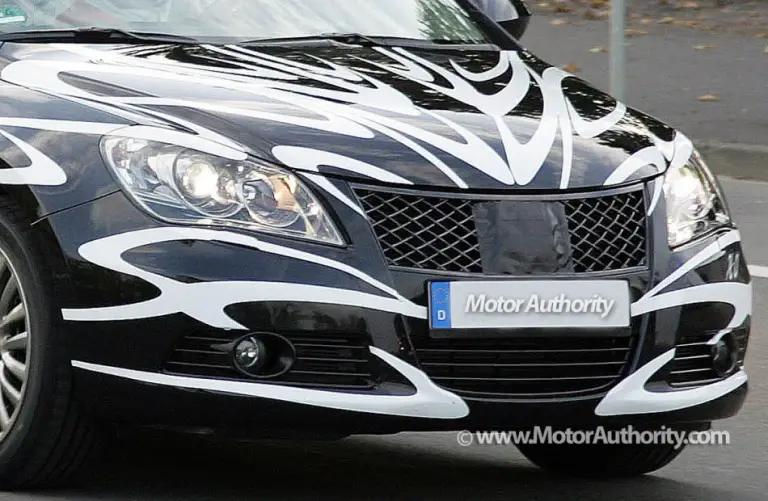 Foto spia Suzuki Kizashi - 12