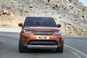 Foto stampa nuova Land Rover Discovery MY 2017 28 settembre 2016 - 9