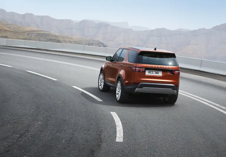 Foto stampa nuova Land Rover Discovery MY 2017 28 settembre 2016 - 12